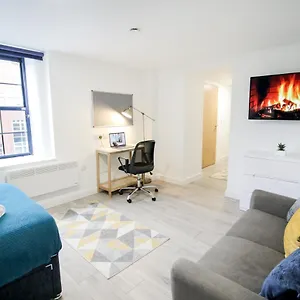 https://stanley-house-city-living.hotelsin-nottingham.com
