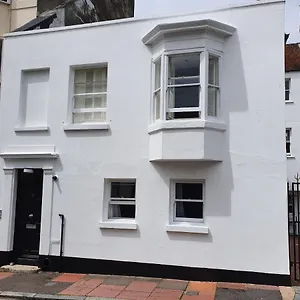 https://number-one-brighton.brighton-hotels-england.com